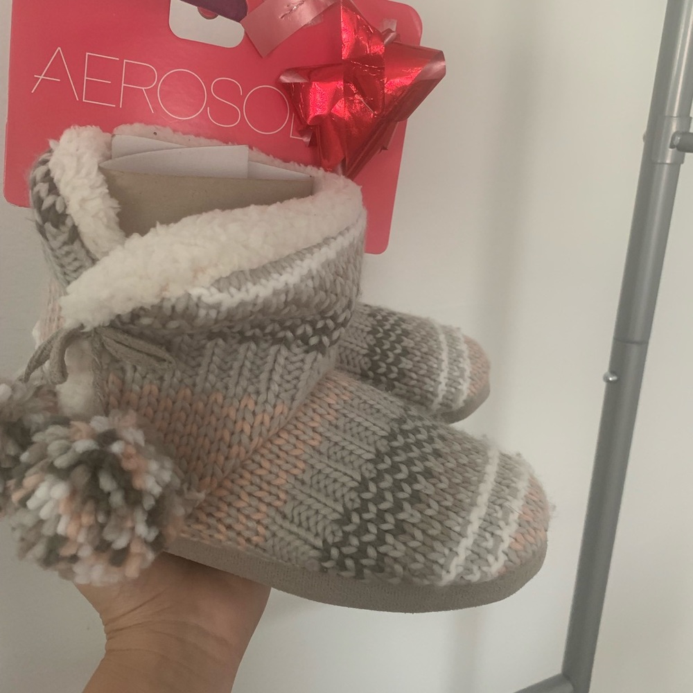 NWT Aerosoles soft booties 🥰
